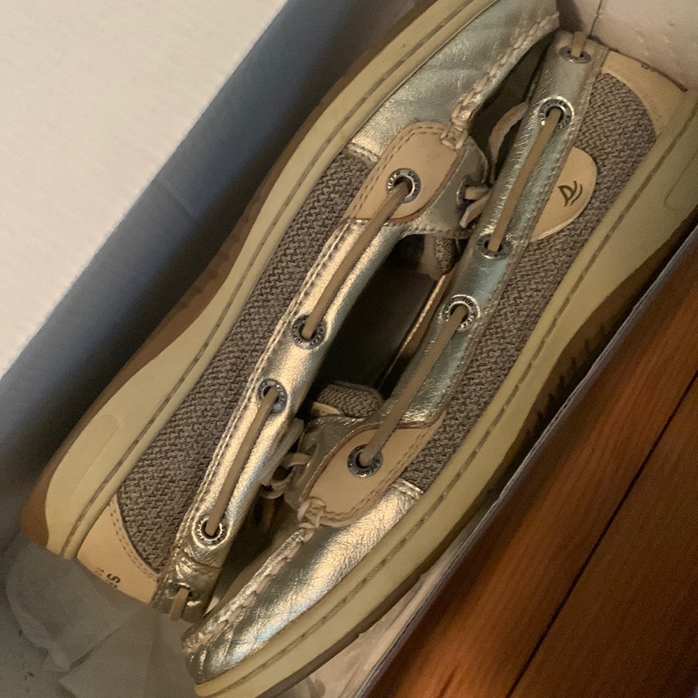 Sperry boat shoes